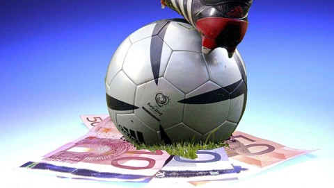   Los clubes de fútbol de primera deben más de 500 millones