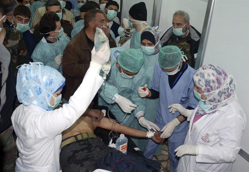 Resultado de imagen de fotos de médicos en la guerra de Siria