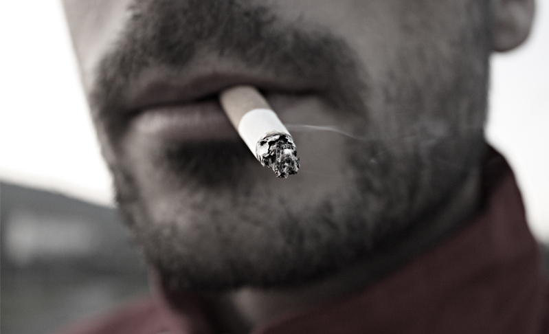 Las principales tabaqueras se asocian para combatir el contrabando