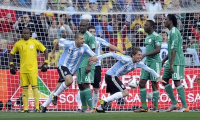Argentina brilla ante Nigeria (1-0, Descanso)