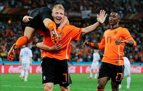 Holanda supera cómodamente a Eslovaquia (2-1)