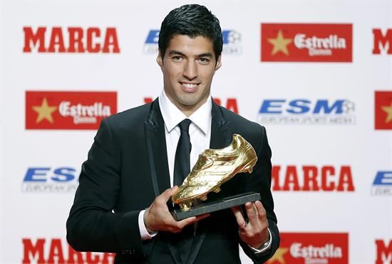 Suárez recibe la de Oro - Republica.com