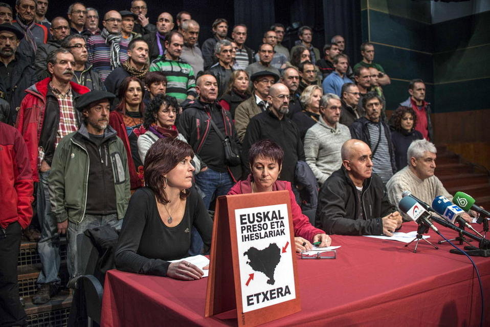 Los presos de ETA rechazan arrepentirse o delatar a otros compañeros