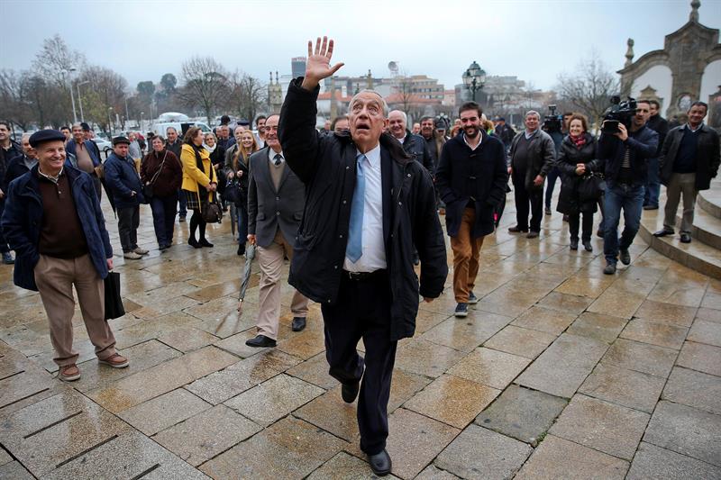 Rebelo de Sousa, elegido en primera vuelta nuevo presidente de Portugal