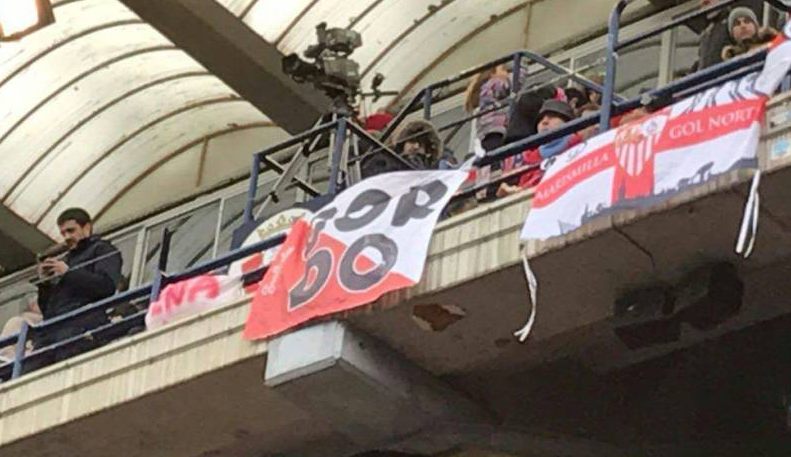 Declarado de alto riesgo el Betis-Sevilla y multado con 4.000 euros el hincha de la pancarta de apoyo a 'Gordo'