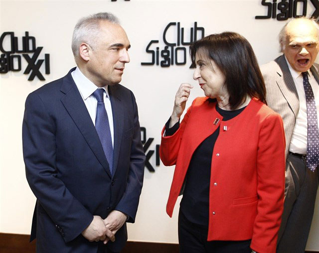Margarita Robles y Ander Gil, portavoces del PSOE en el Congreso y el Senado