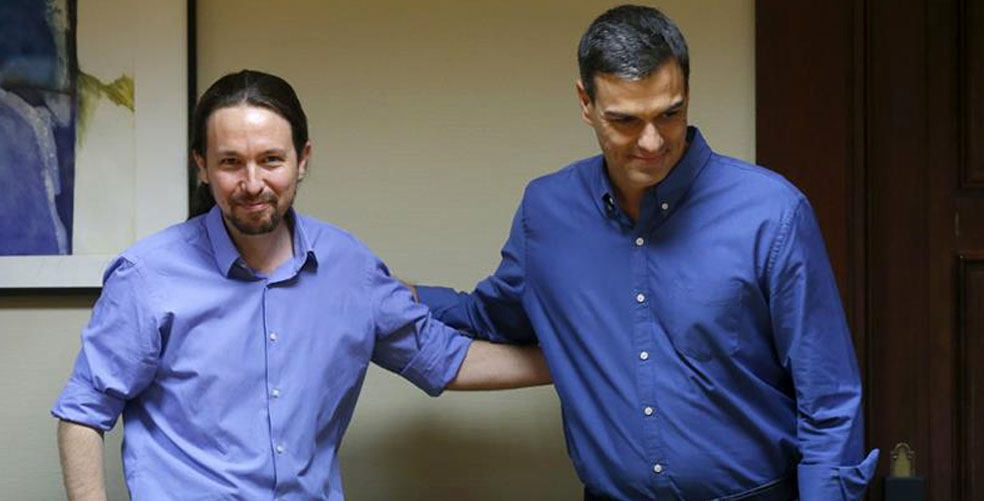 Sánchez e Iglesias cierran su primer pacto para forzar la comparecencia de Rajoy en un pleno