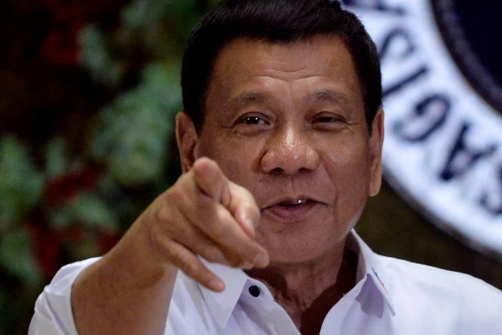 Indignación en Filipinas tras tildar Duterte a Dios de "estúpido"