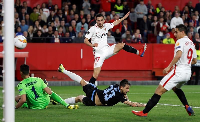 Ben Yedder y Sarabia llevan a octavos al Sevilla ante el Lazio (2-0)