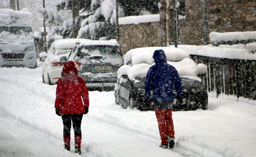 'Bella' pone en alerta a casi toda España por frío, nieve, viento o fuerte oleaje