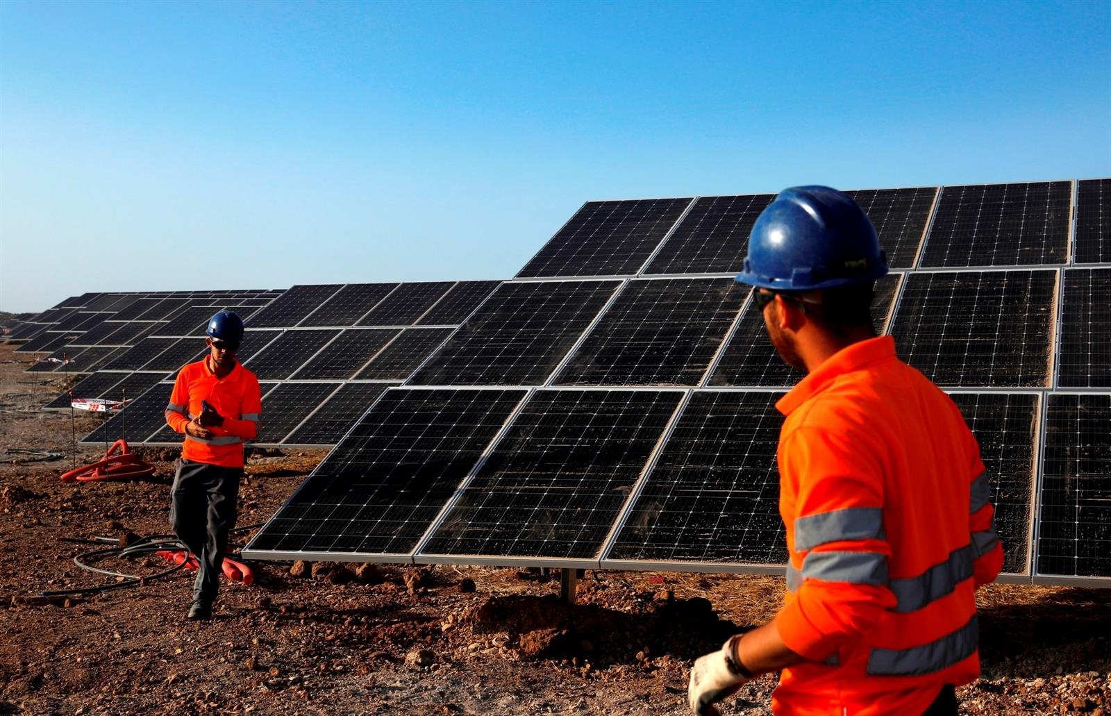 Iberdrola invertirá 180 millones en el desarrollo de cuatro nuevas plantas fotovoltaicas en Extremadura