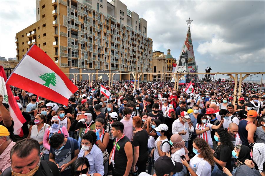 Líbano estalla en protestas en contra del Gobierno