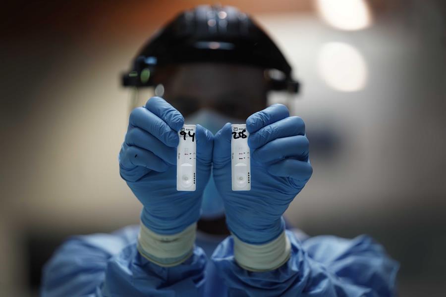México confirma el primer caso de coronavirus e influenza en un mismo paciente