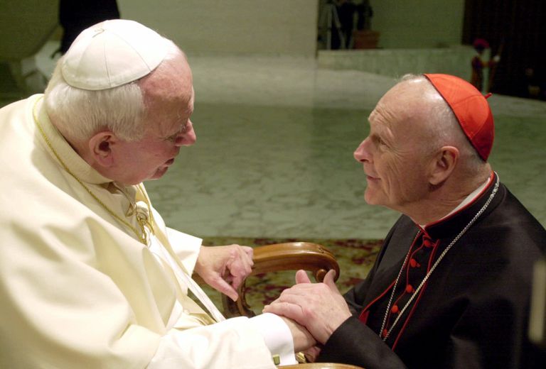 Un informe del Vaticano desvela que Juan Pablo II y Benedicto XVI ignoraron los abusos del cardenal McCarrick