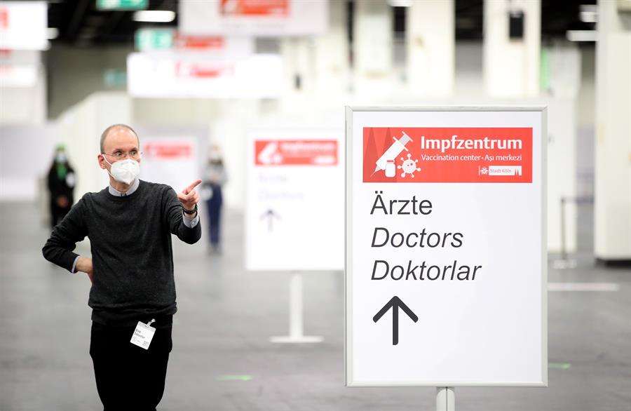 Alemania confirma más de 7.000 casos y 200 fallecidos por coronavirus durante el último día