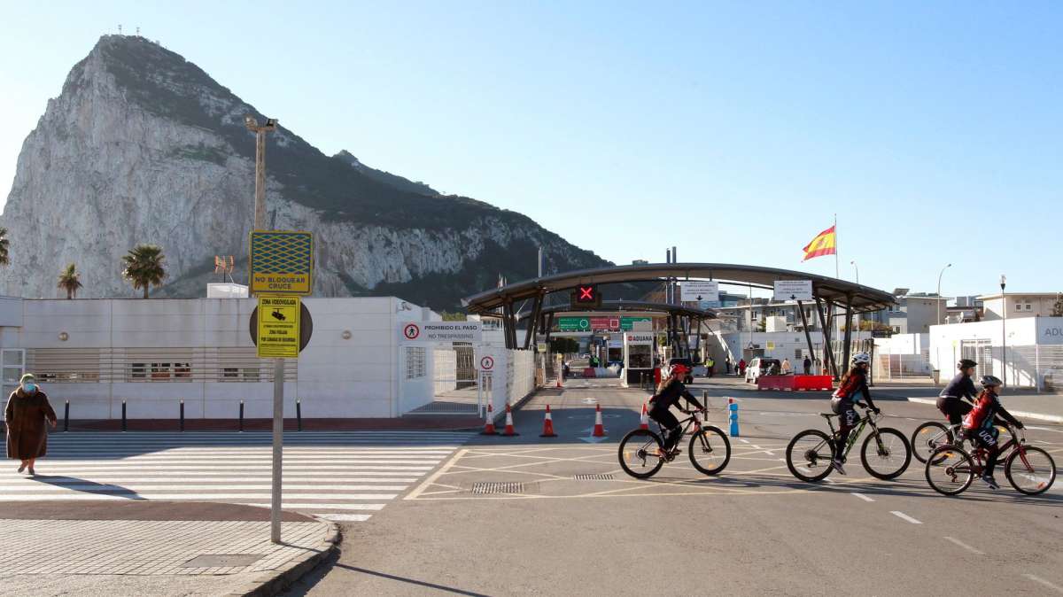 Reino Unido amenaza con una solución "no negociada" para Gibraltar tras el Brexit