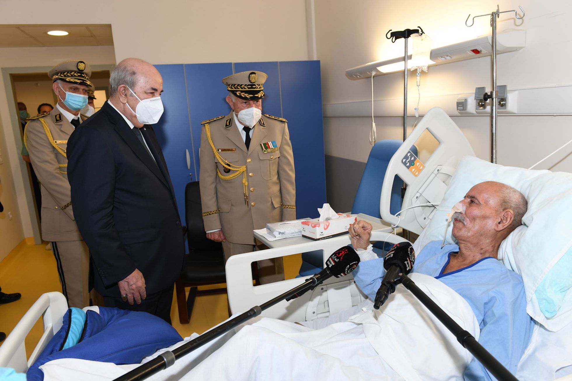 Brahim Ghali recibe la visita del presidente argelino, Abdelmayid Tebune, en Argel