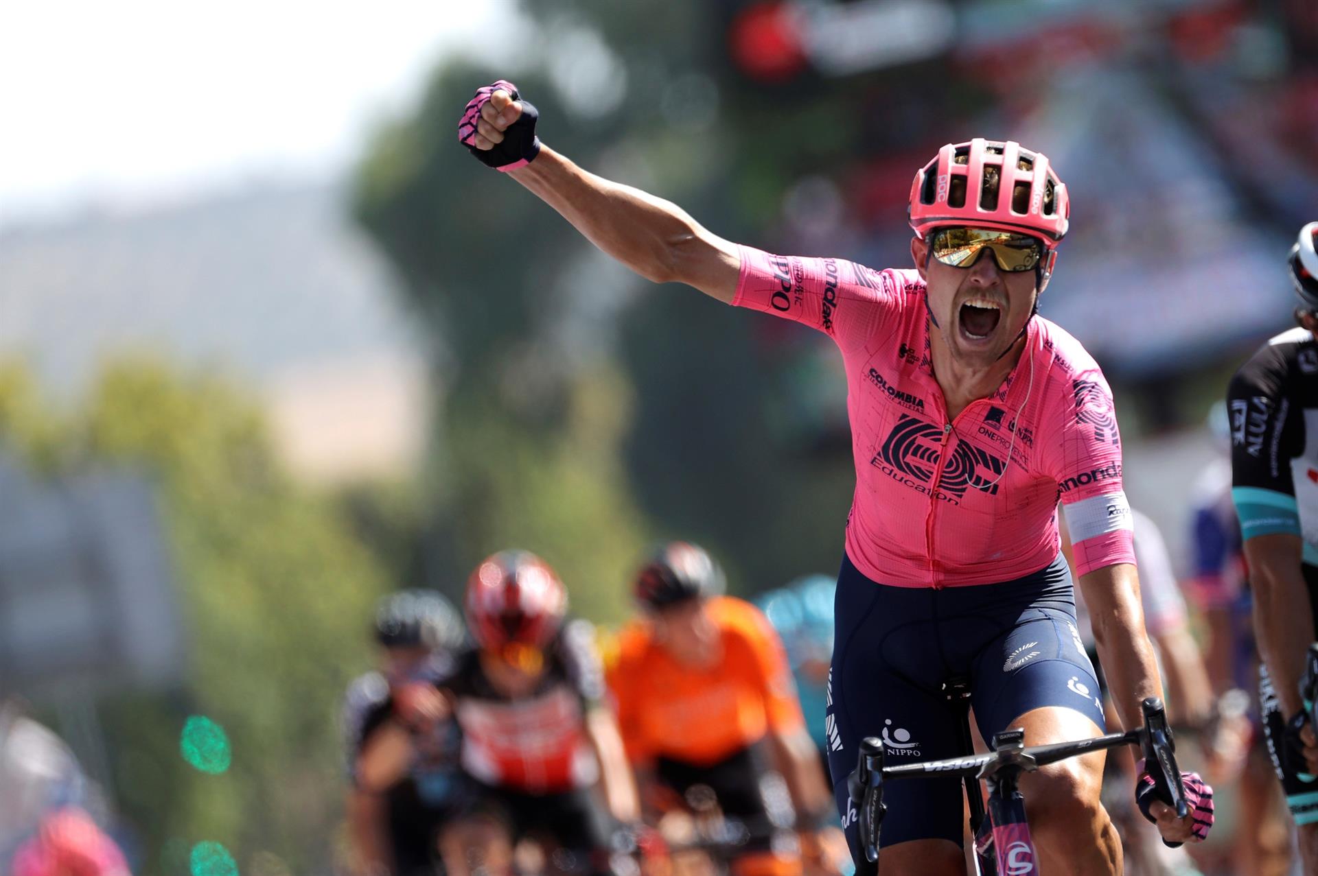 El todoterreno Magnus Cort se impone al esprint y repite victoria en La Vuelta 2021