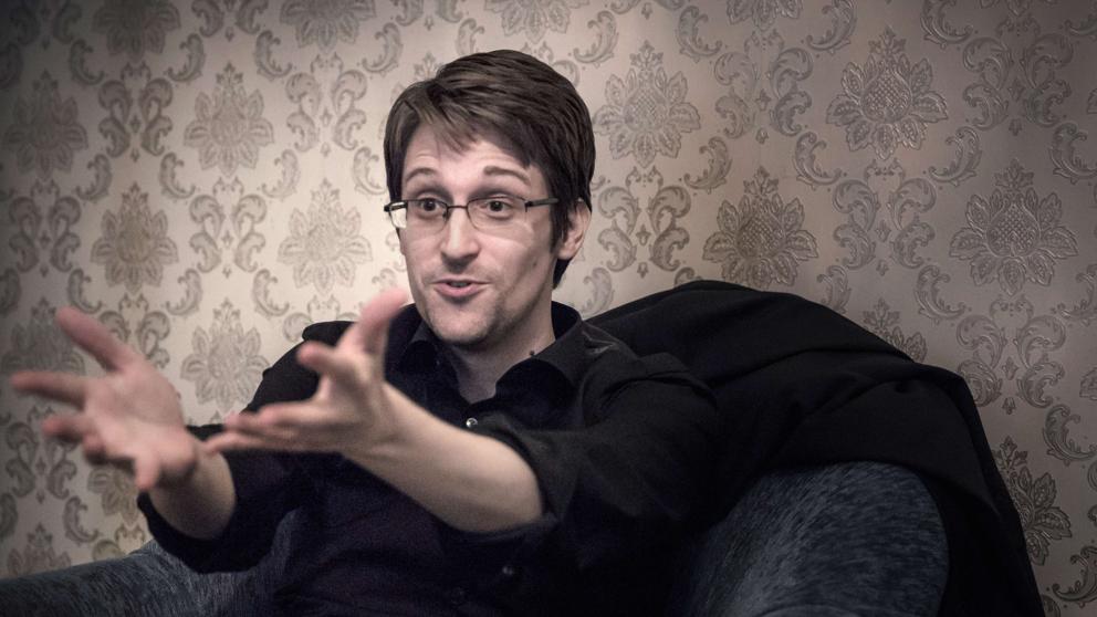 Snowden justifica su ciudadanía rusa por la retirada de su pasaporte estadounidense