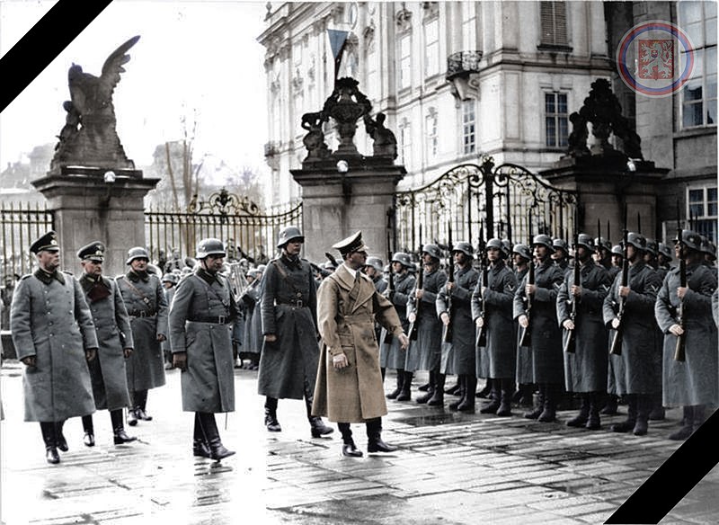 Adolf Hitler en Praga.