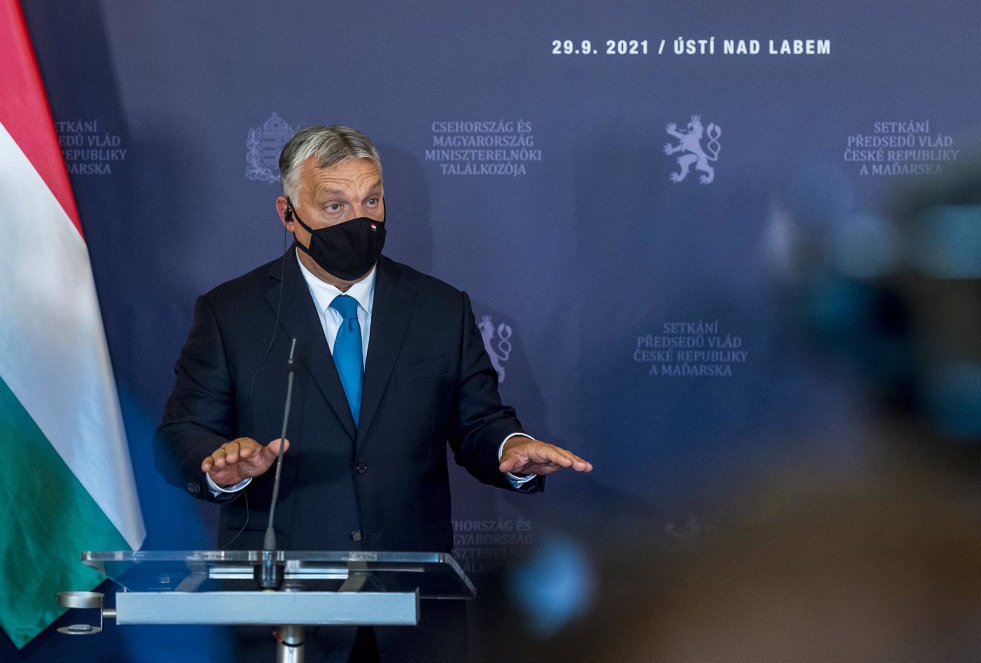El primer ministro húngaro arremete contra la UE al asegurar que les trata como enemigos