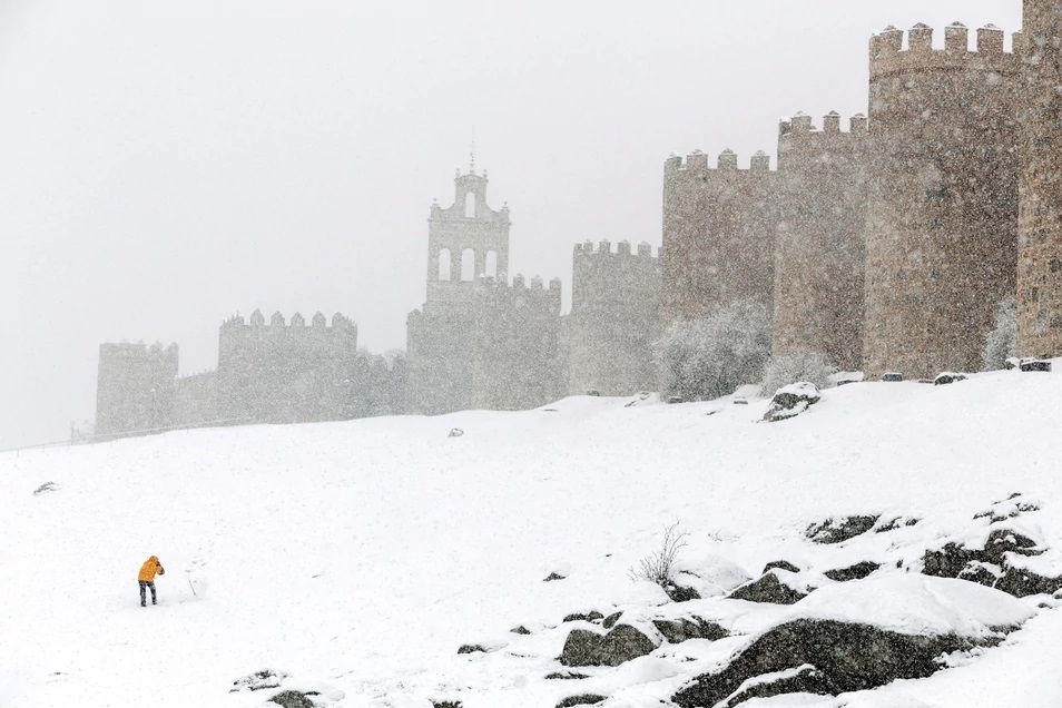 La borrasca Arwen pone a tres comunidades en alerta máxima por nevadas