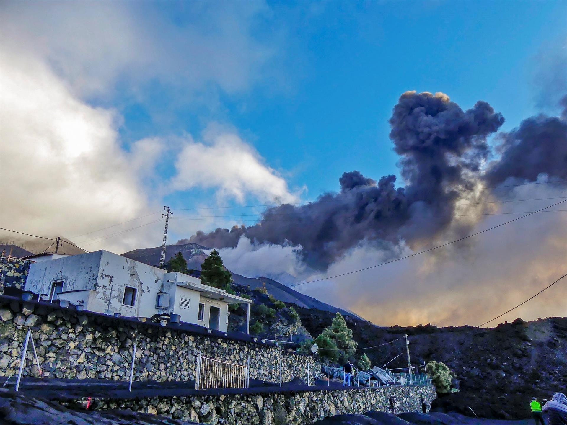 Cerca de 1.000 evacuados de La Palma volverán a sus casas la próxima semana