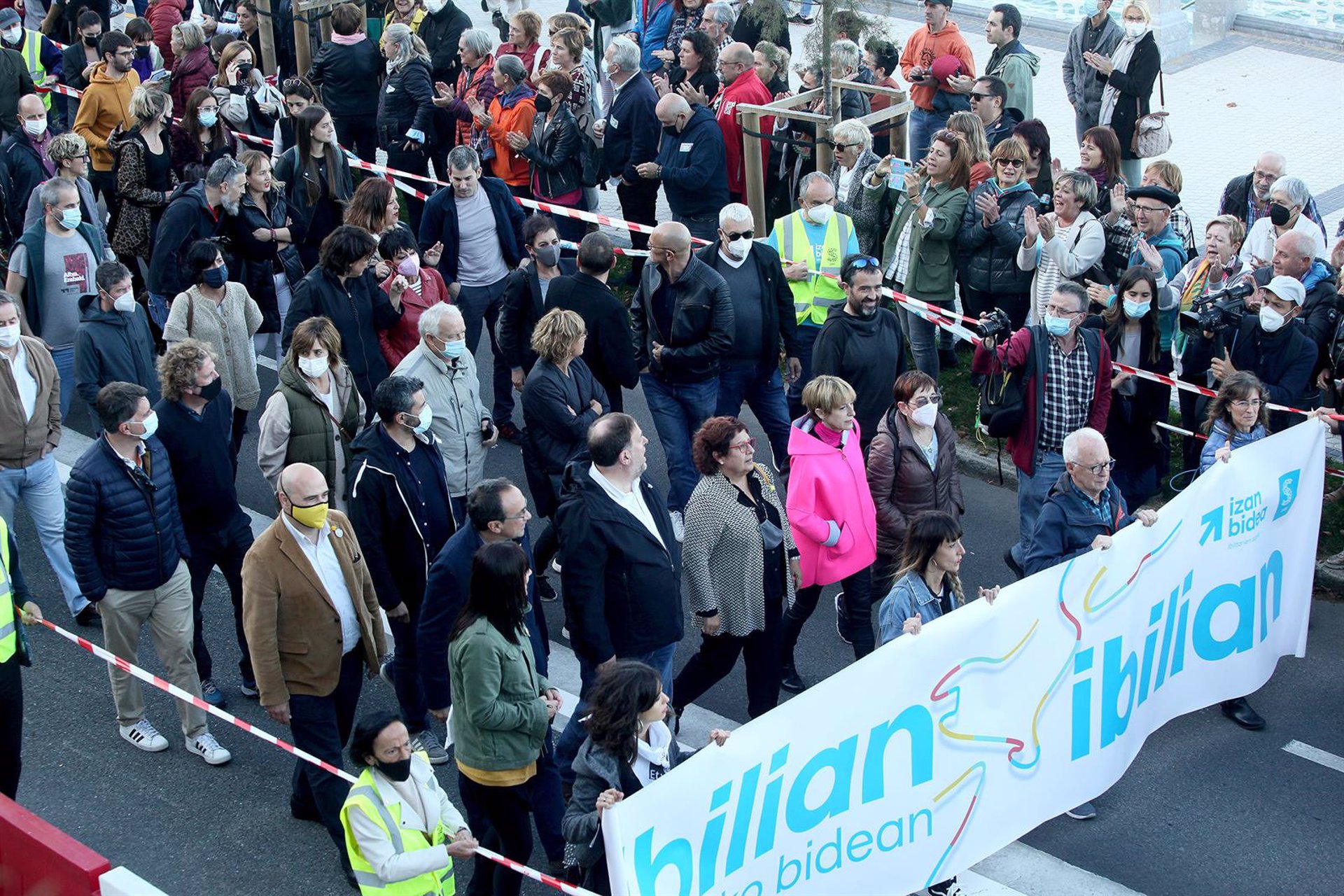Una manifestación a favor de los presos de ETA recorre San Sebastián