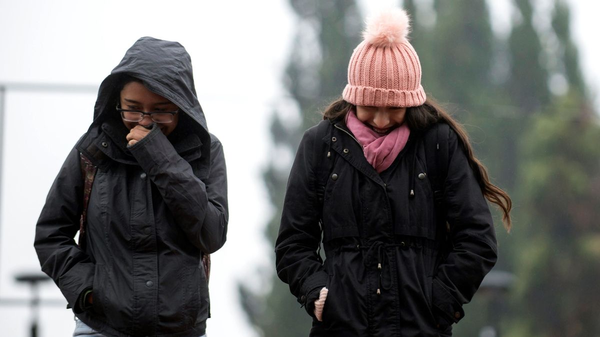 El frío pone en aviso este lunes a una quincena de provincias