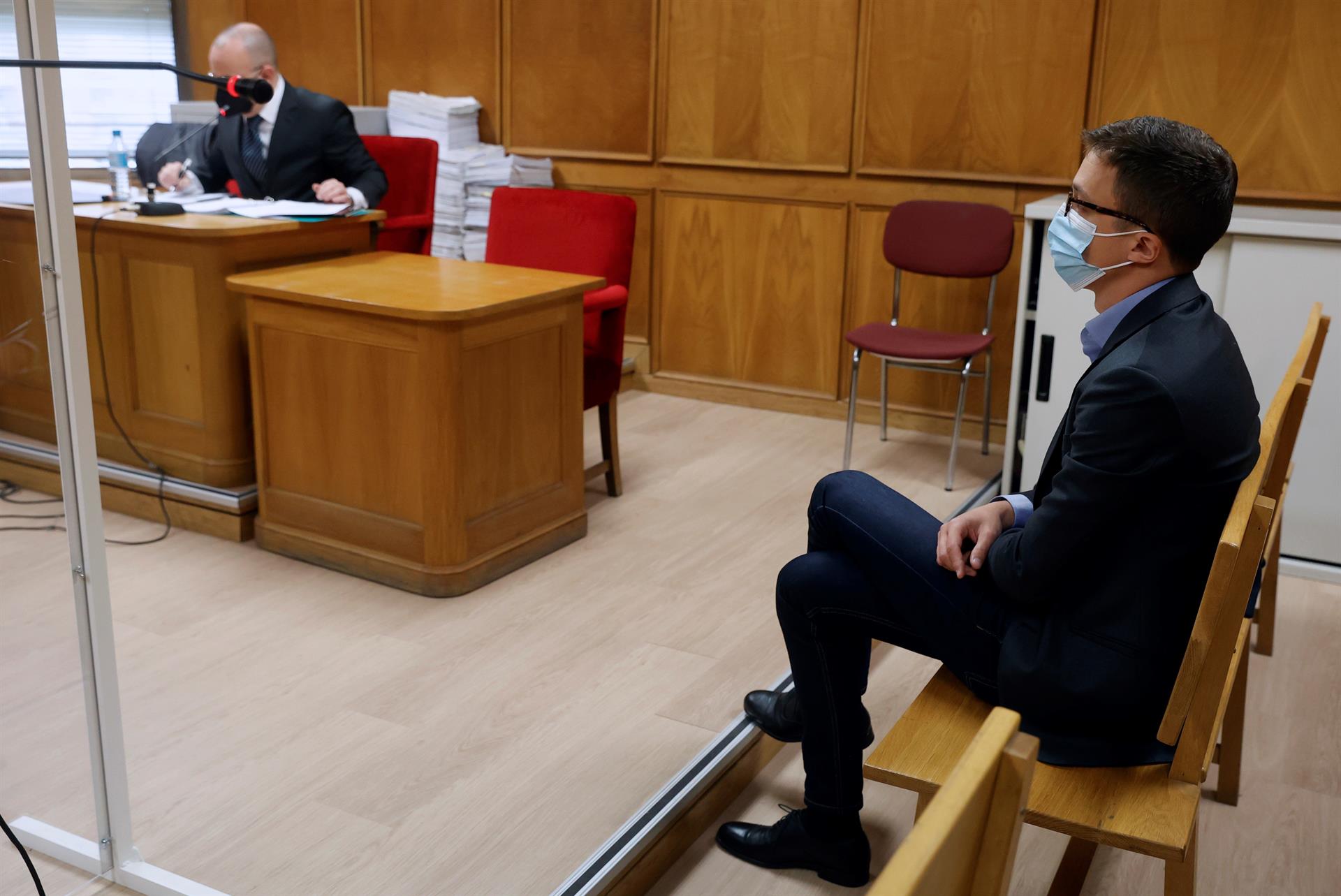 La jueza suspende el juicio de Errejón y eleva su abstención a la Audiencia para que no haya "sombra de duda"