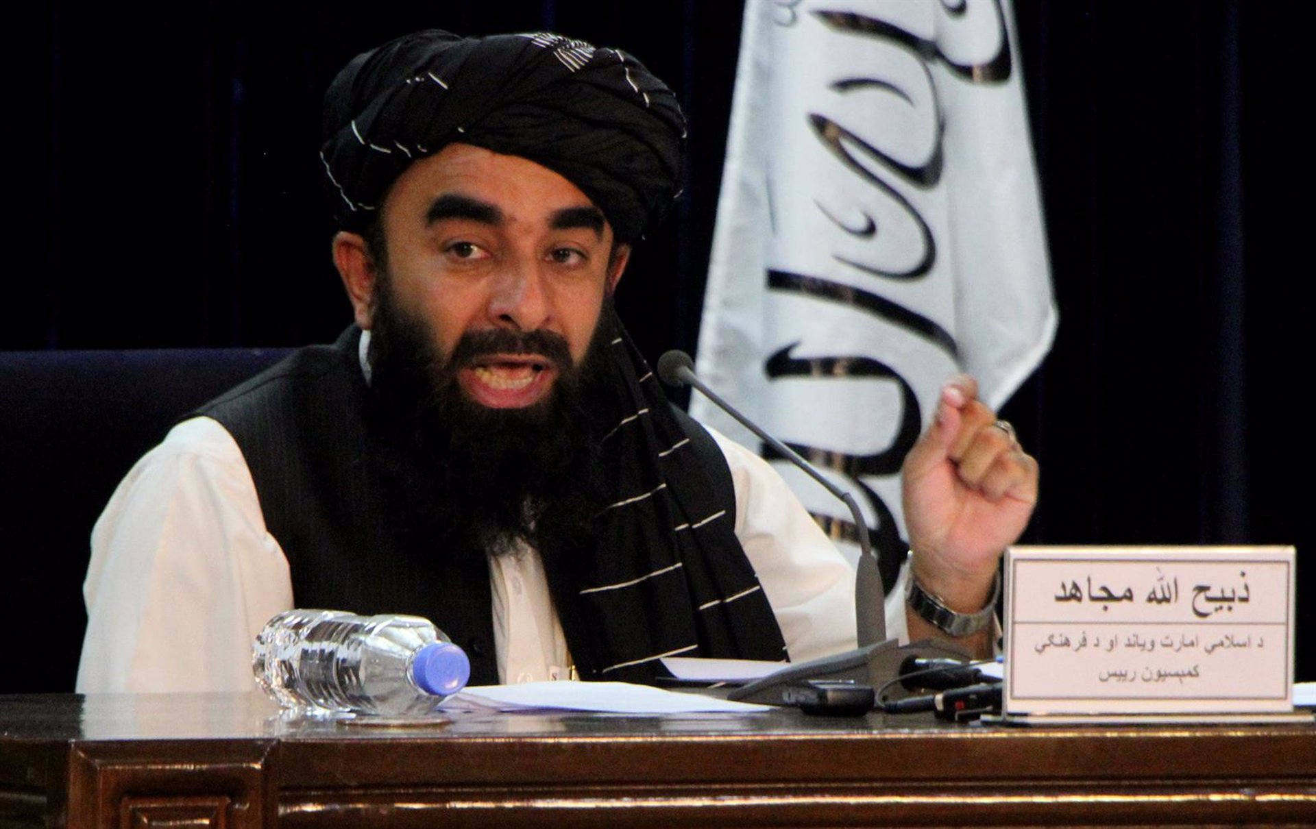 Los talibán dicen que podrían "cambiar su política" a EEUU si mantiene la congelación de fondos