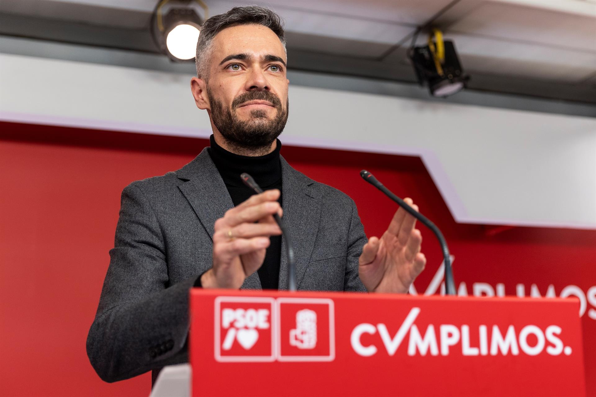 El PSOE asegura que Feijóo claudica ante Vox y censura que no aplique la ley contra la discriminación LGTBI