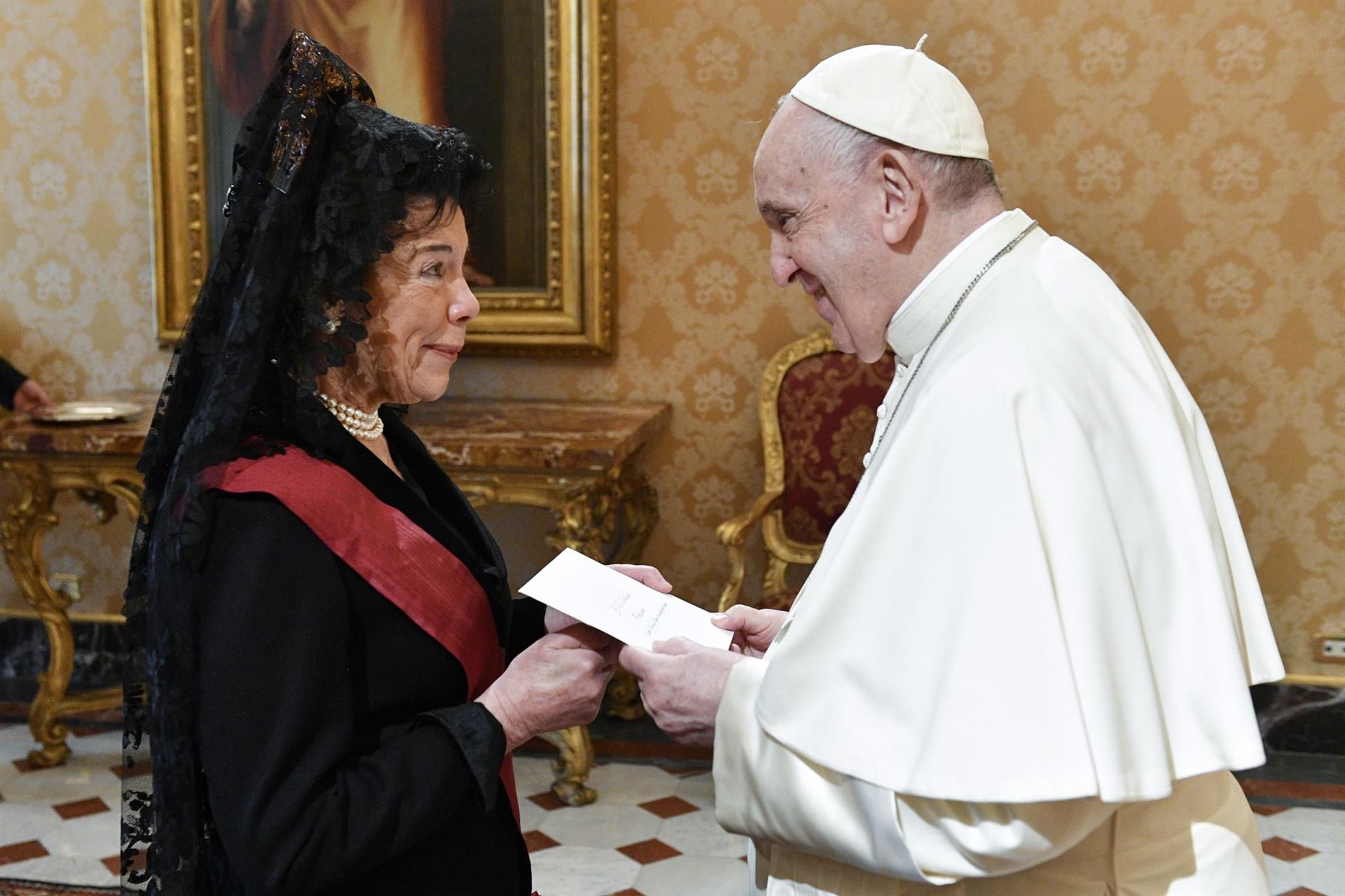 Isabel Celaá y el Papa Francisco