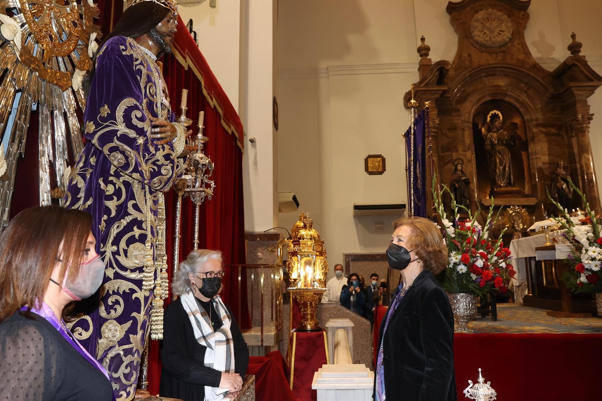 La reina Sofía visita la Basílica de Jesús de Medinaceli
