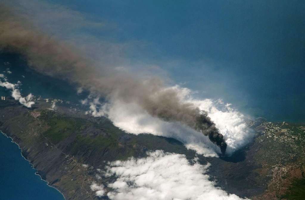 Una imagen del volcán de La Palma opta a mejor foto de la NASA