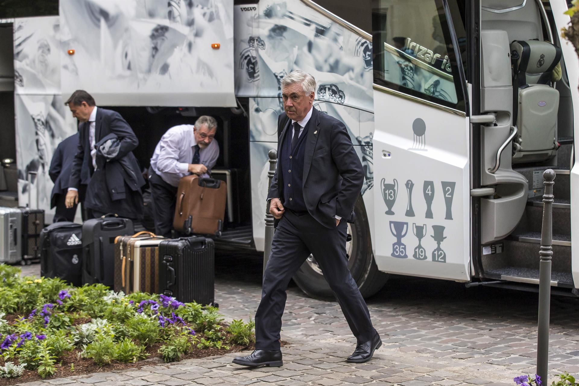 Carlo Ancelotti a su llegada a París