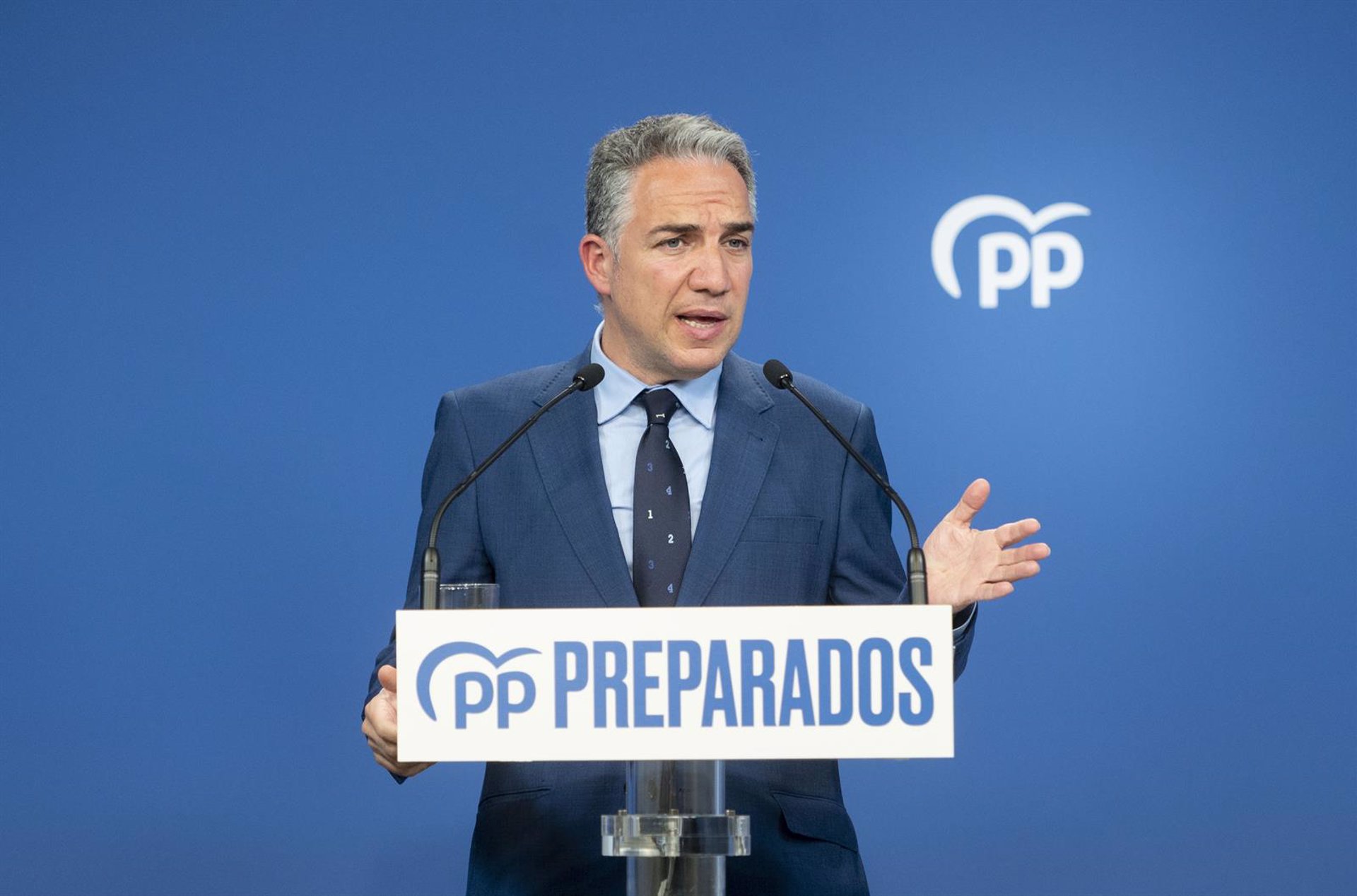 El coordinador general del PP defiende que Cataluña es una "nacionalidad" dentro de España