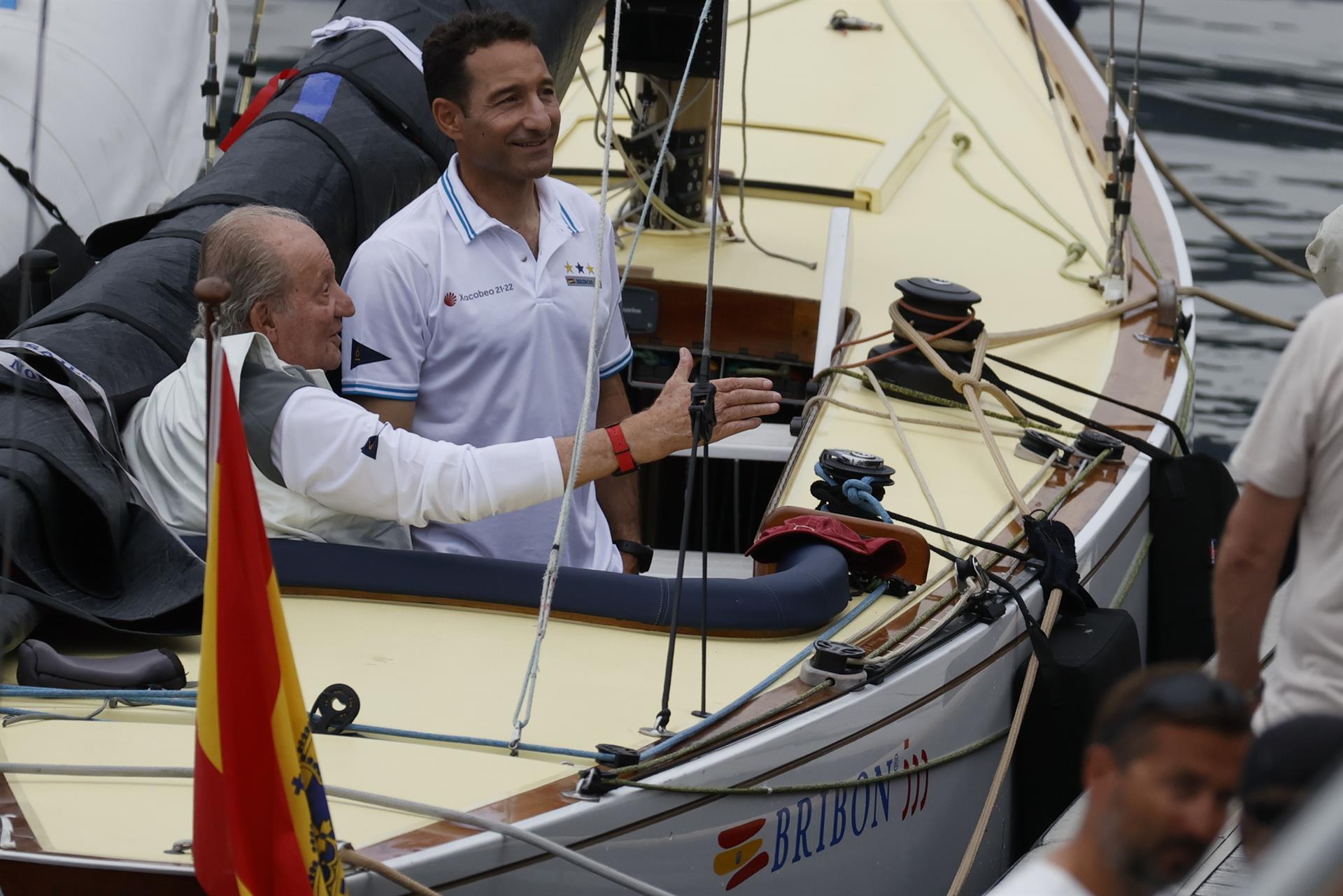 Juan Carlos I finaliza cuarto en la última regata a bordo del Bribón 500