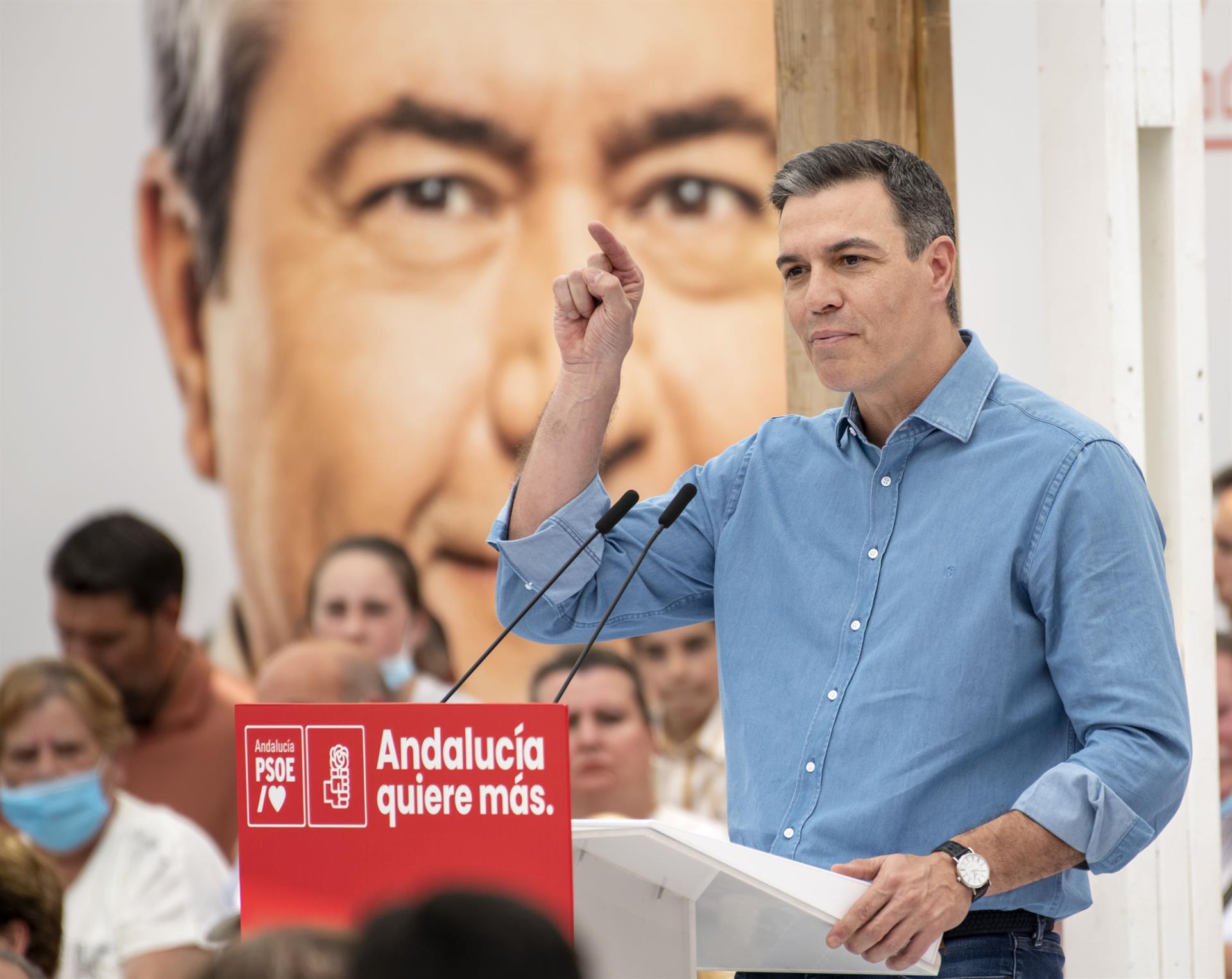 Sánchez asegura que "los enemigos de Europa" no pueden ser la solución para Andalucía