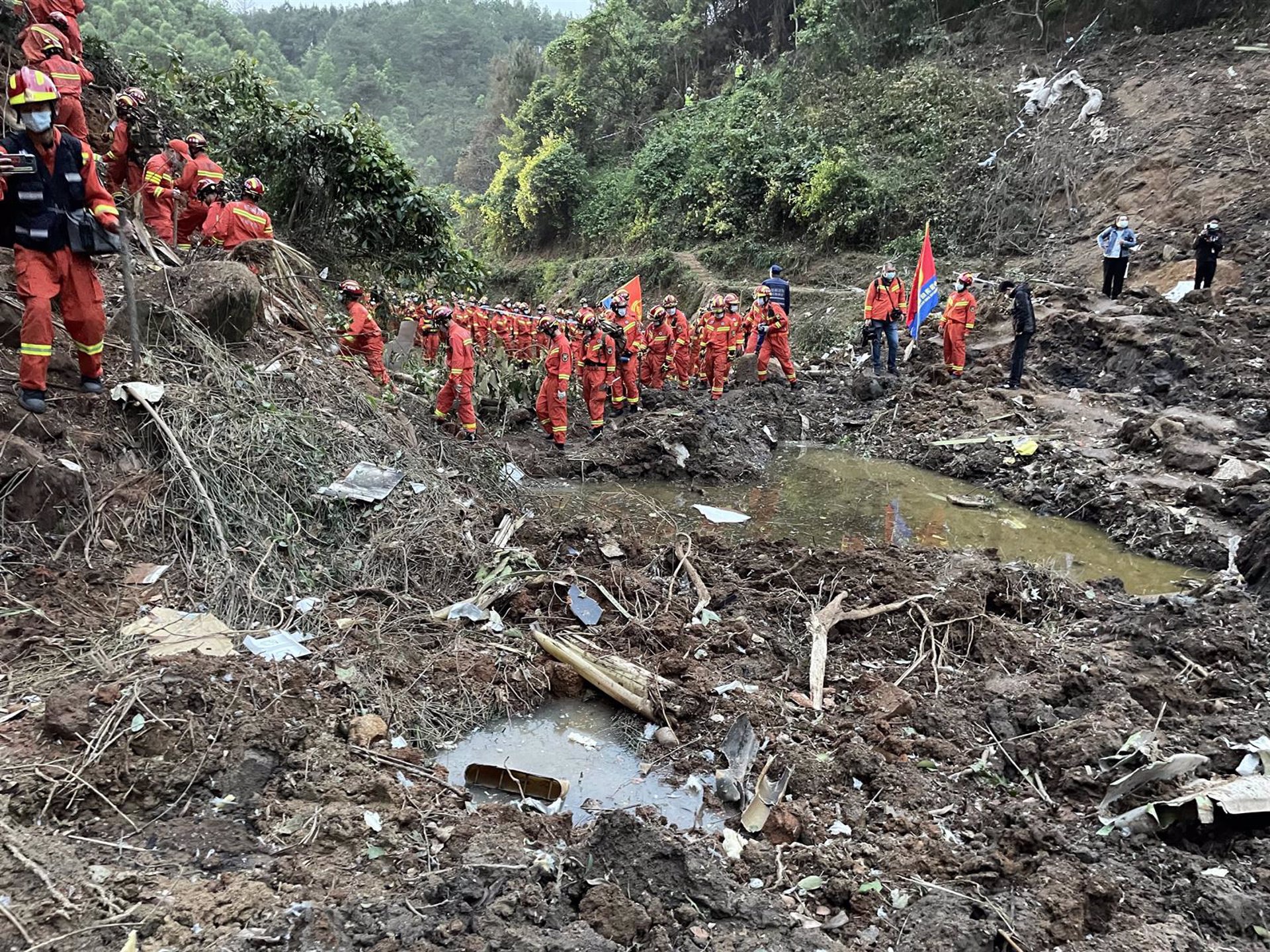 El accidente de avión de China Eastern Airlines que dejó 132 muertos pudo ser provocado