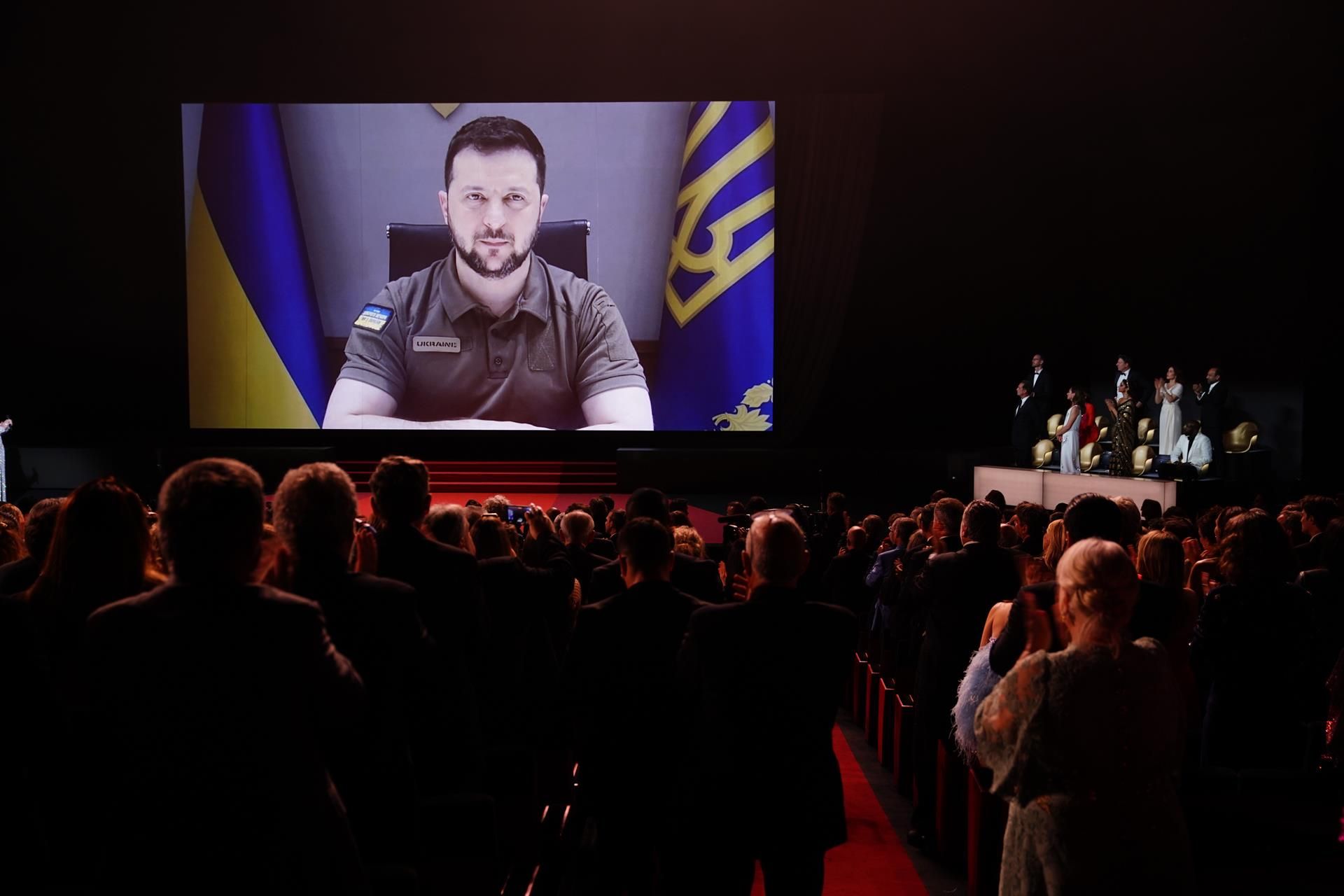 Volodímir Zelenski interviene en directo en la ceremonia inaugural del Festival de Cannes