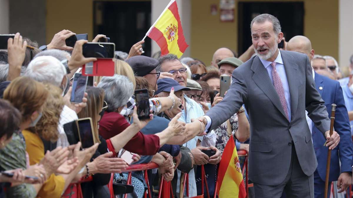 Spottorno: "Felipe VI corre el riesgo de caer en la irrelevancia si mantiene el perfil que por ahora ha marcado su reinado"
