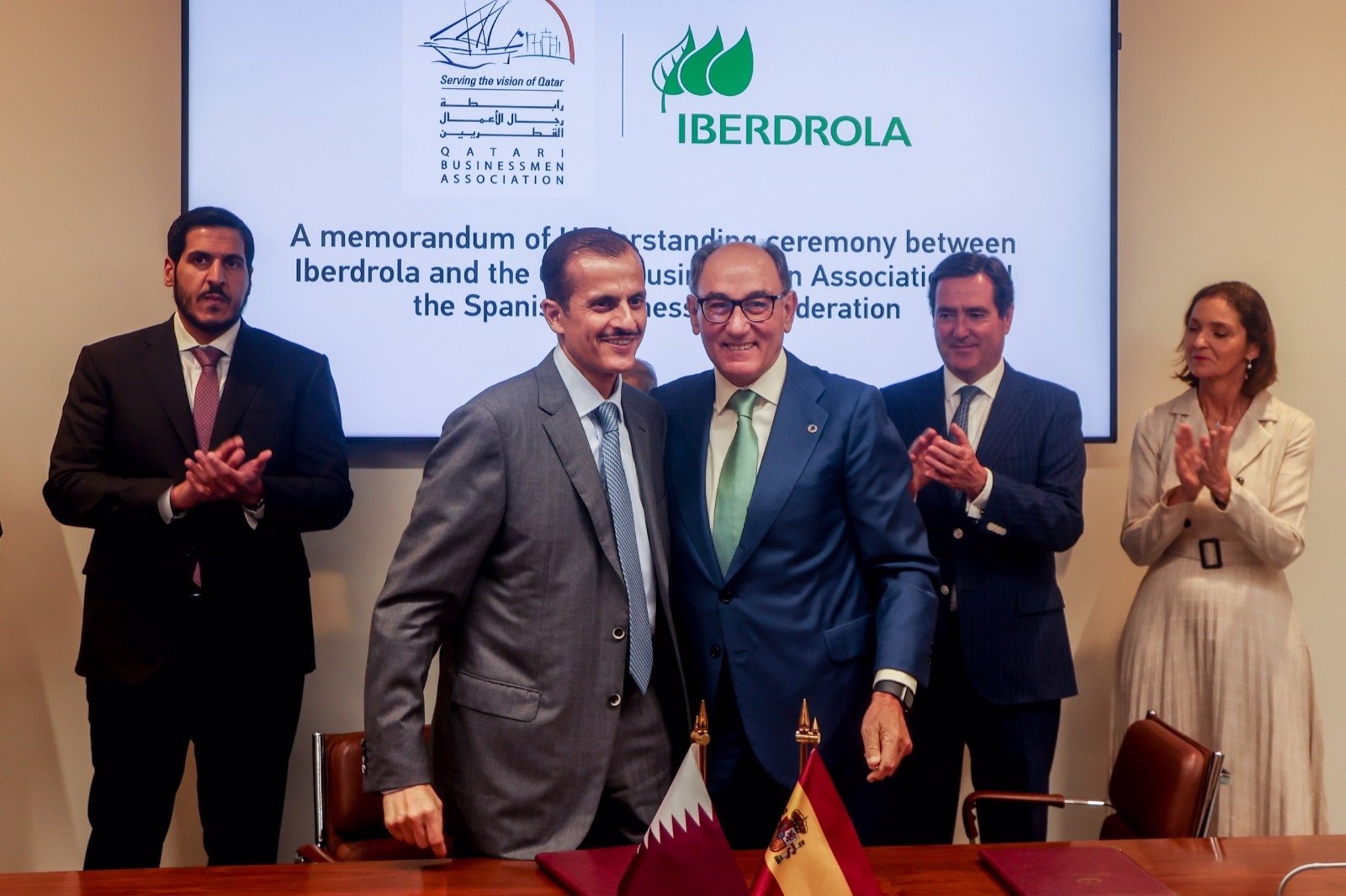 Iberdrola y Qatar firman un acuerdo para fortalecer su alianza estratégica en el centro de innovación de Doha