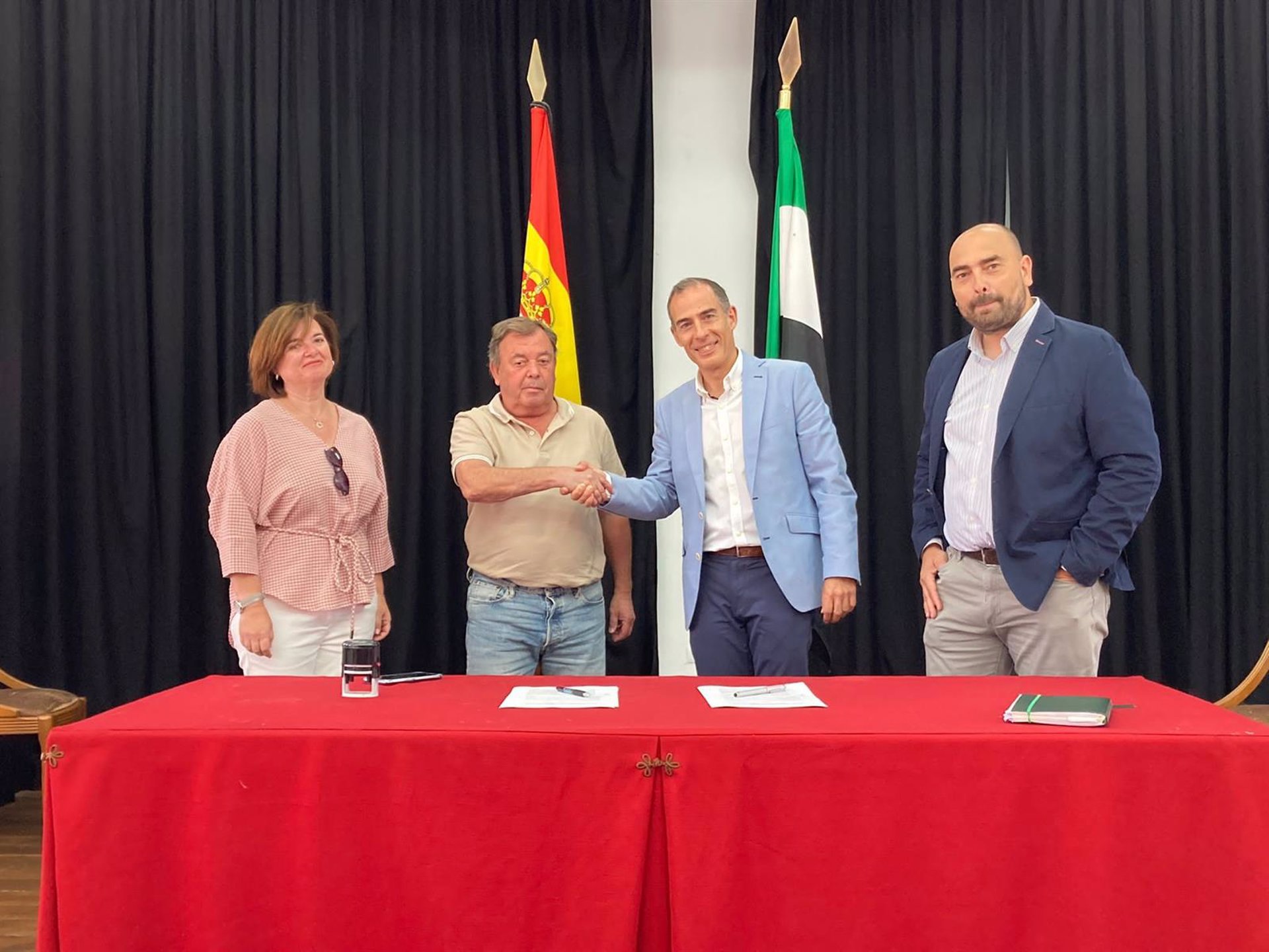 Iberdrola instalará en Cedillo la primera comunidad solar de España para un pueblo completo