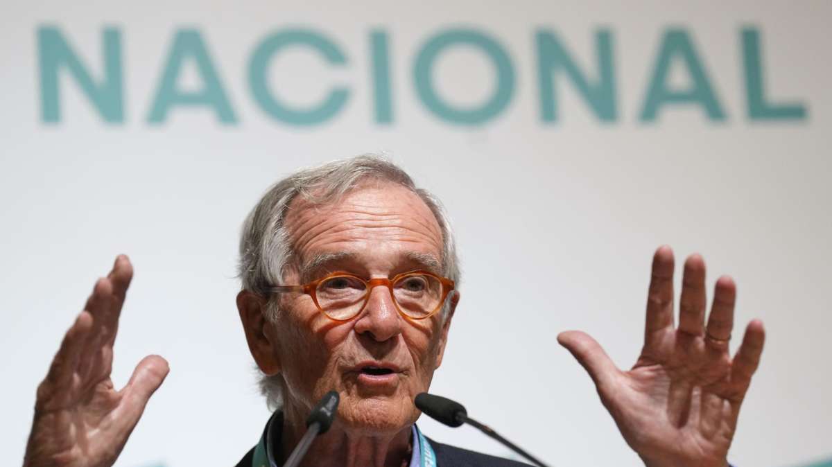 El candidato a la alcaldía de Barcelona, Xavier Trias, durante su intervención en el Consell Nacional de su partido.