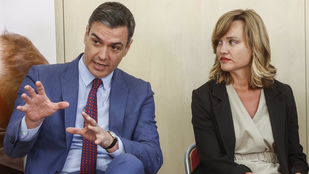 Sánchez convoca al Comité Federal del PSOE de urgencia y mantiene en vilo al partido... y al Gobierno