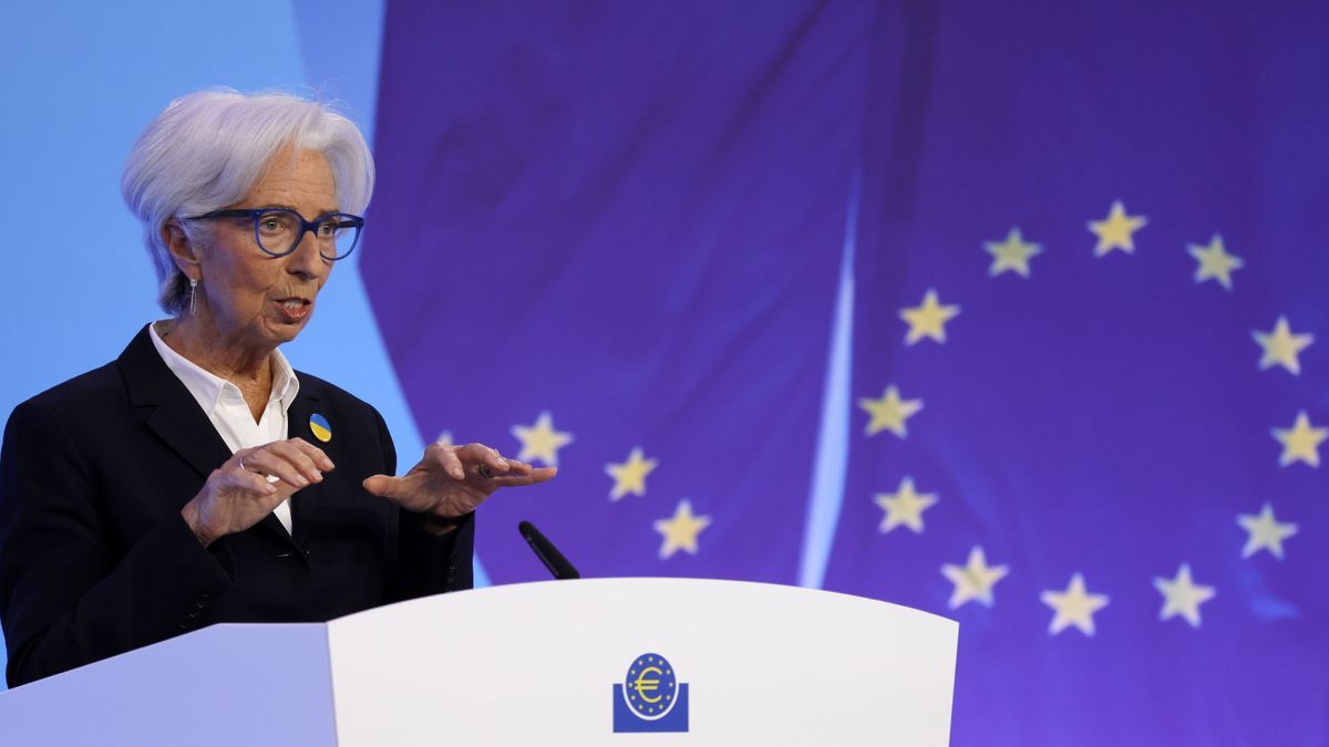 La presidenta del BCE Christine Lagarde, explica la subida de tipos