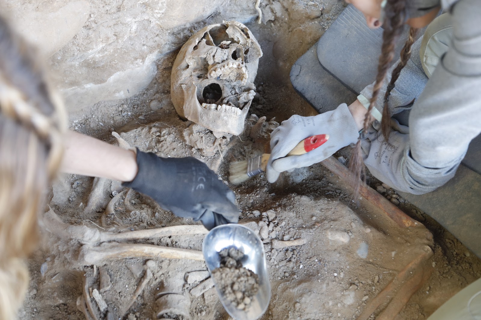 Exhumación en Villafranca del Bierzo (León)