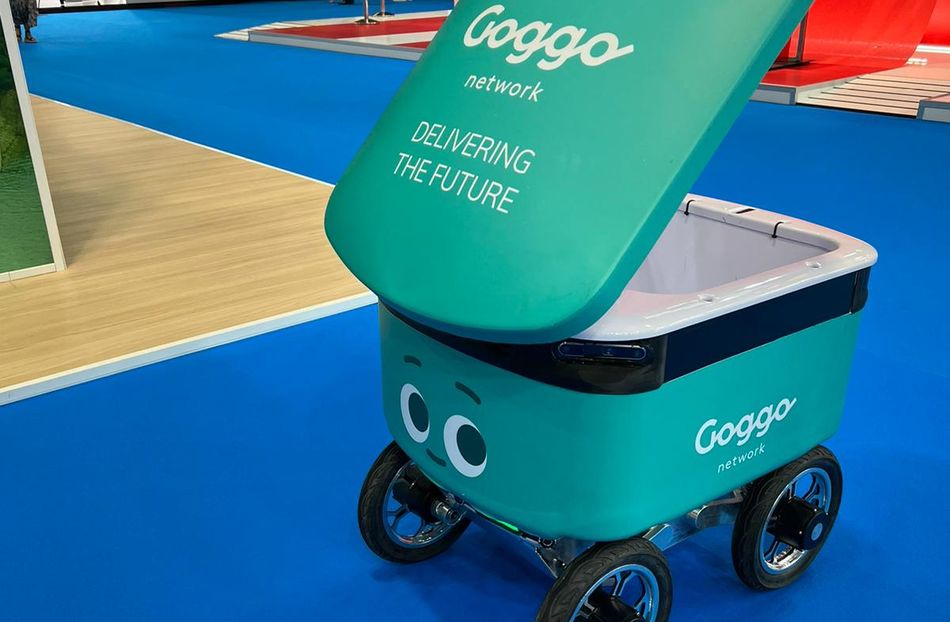 Zaragoza introduce robots repartidores de comida y paquetes