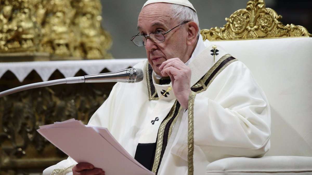El Papa Francisco afirma que "la homosexualidad no es un delito" aunque sí un "pecado"